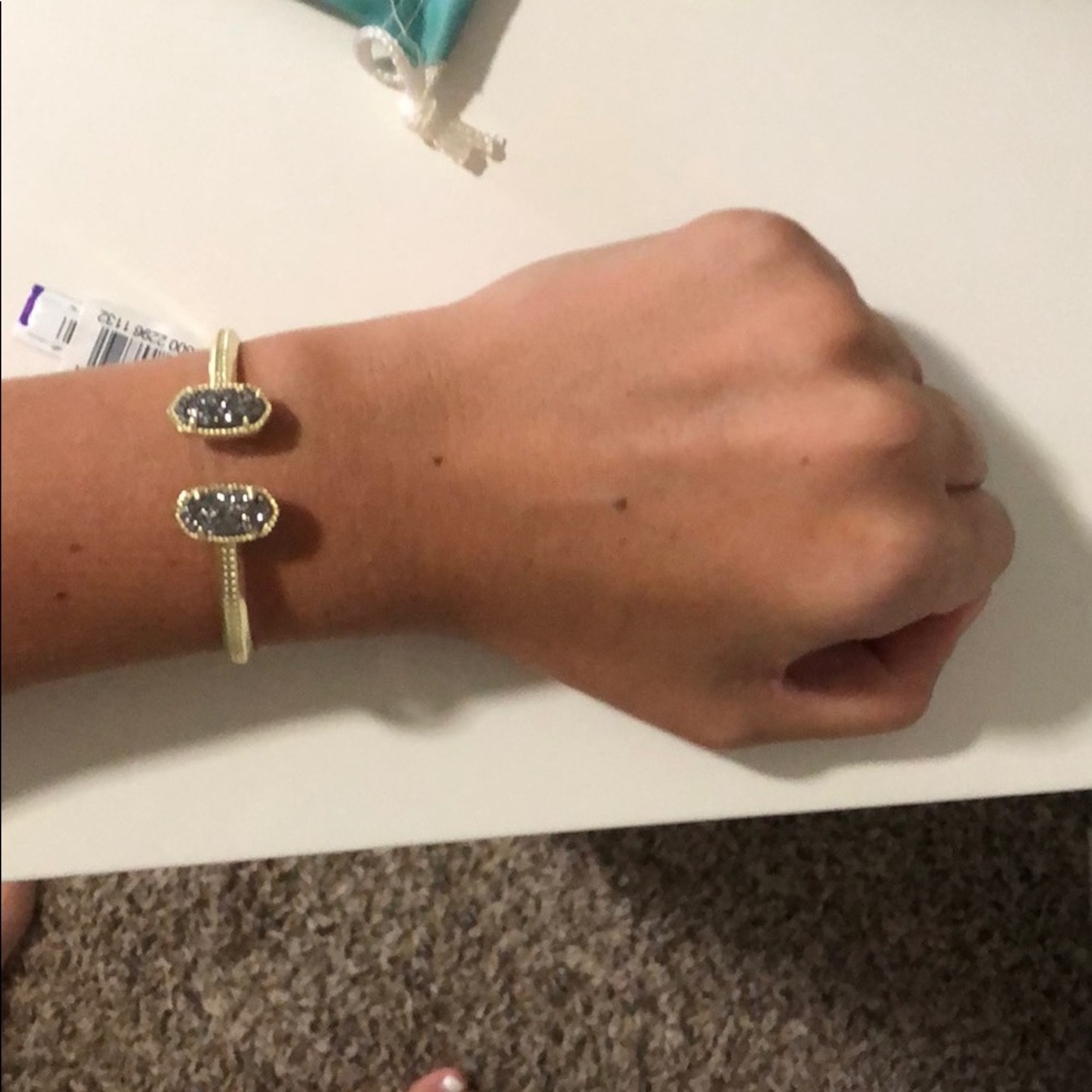Kendra Scott bracelet